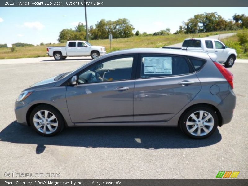 Cyclone Gray / Black 2013 Hyundai Accent SE 5 Door