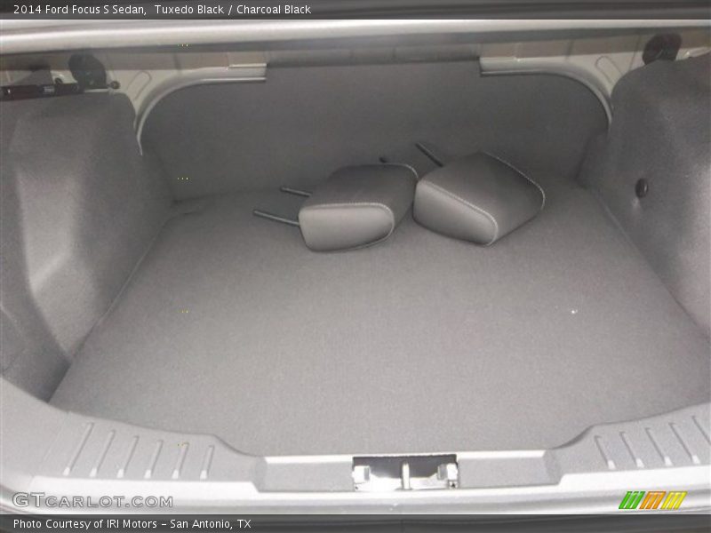 Tuxedo Black / Charcoal Black 2014 Ford Focus S Sedan