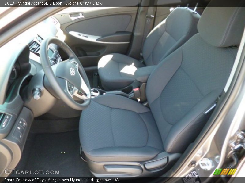 Cyclone Gray / Black 2013 Hyundai Accent SE 5 Door