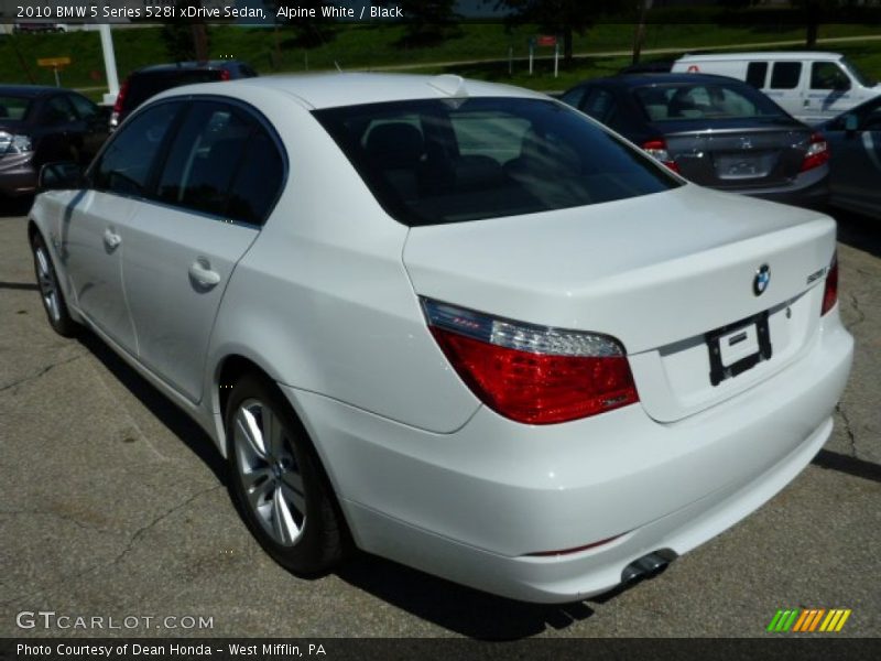 Alpine White / Black 2010 BMW 5 Series 528i xDrive Sedan