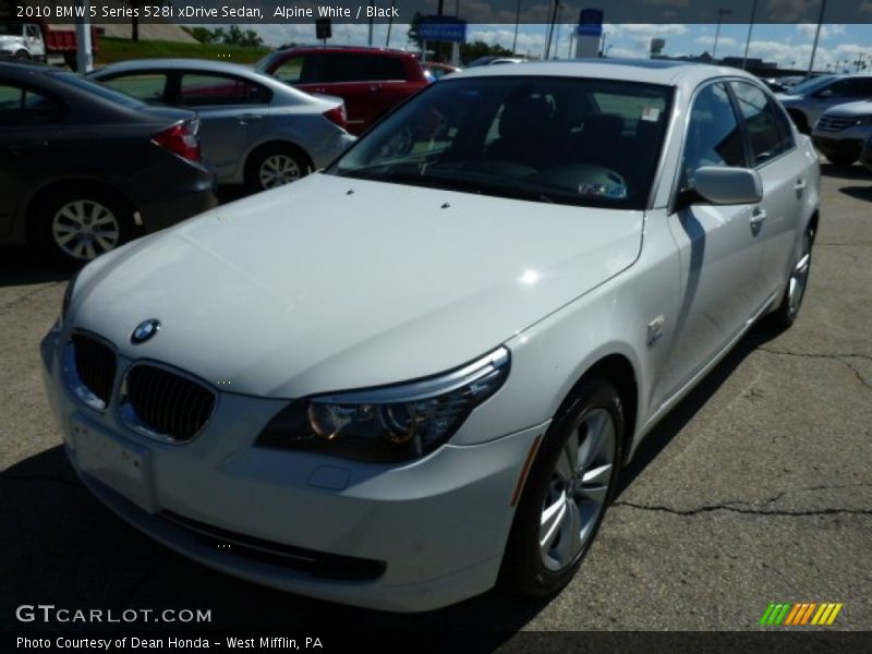 Alpine White / Black 2010 BMW 5 Series 528i xDrive Sedan