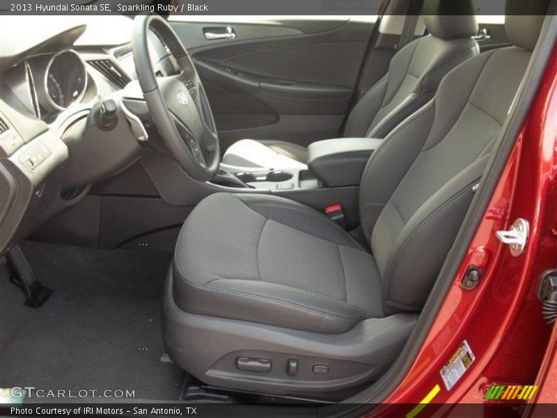 Sparkling Ruby / Black 2013 Hyundai Sonata SE