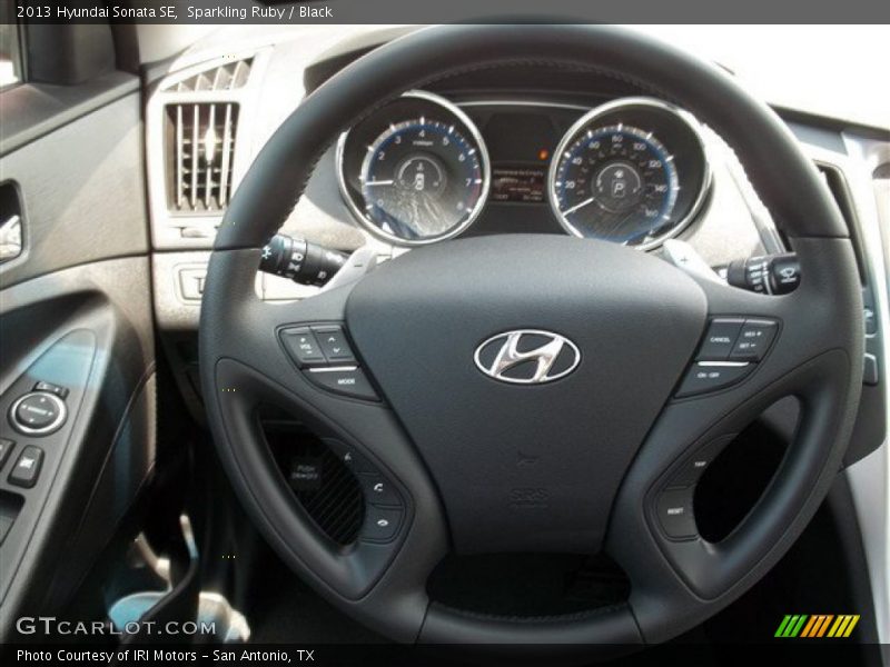 Sparkling Ruby / Black 2013 Hyundai Sonata SE