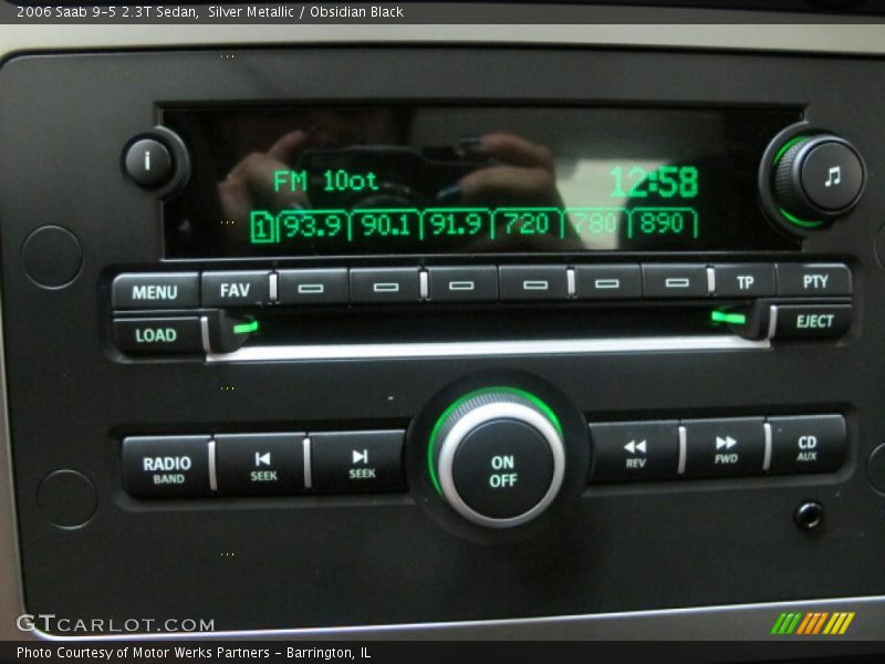 Silver Metallic / Obsidian Black 2006 Saab 9-5 2.3T Sedan