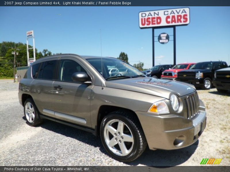 Light Khaki Metallic / Pastel Pebble Beige 2007 Jeep Compass Limited 4x4