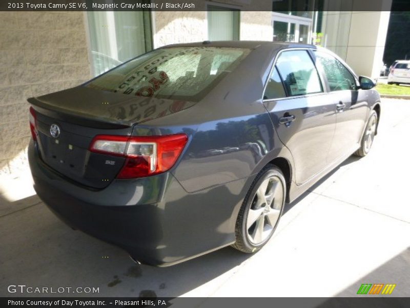 Magnetic Gray Metallic / Black/Ash 2013 Toyota Camry SE V6