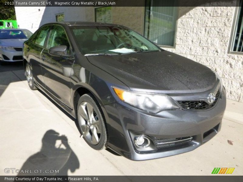 Magnetic Gray Metallic / Black/Ash 2013 Toyota Camry SE V6