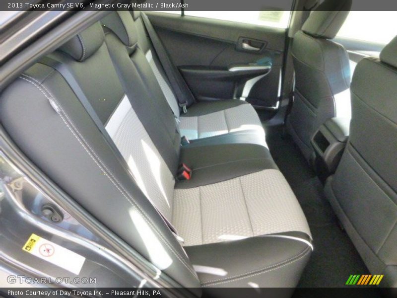 Magnetic Gray Metallic / Black/Ash 2013 Toyota Camry SE V6