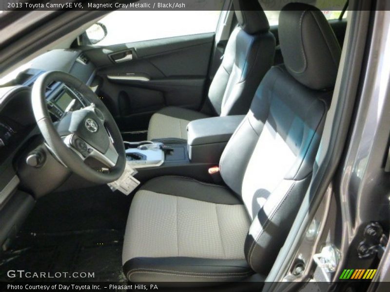 Magnetic Gray Metallic / Black/Ash 2013 Toyota Camry SE V6