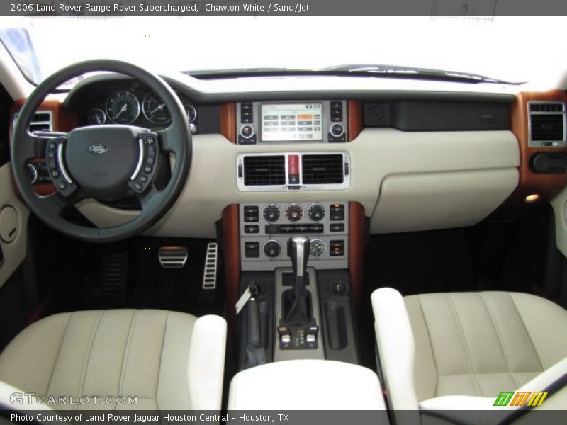 Chawton White / Sand/Jet 2006 Land Rover Range Rover Supercharged
