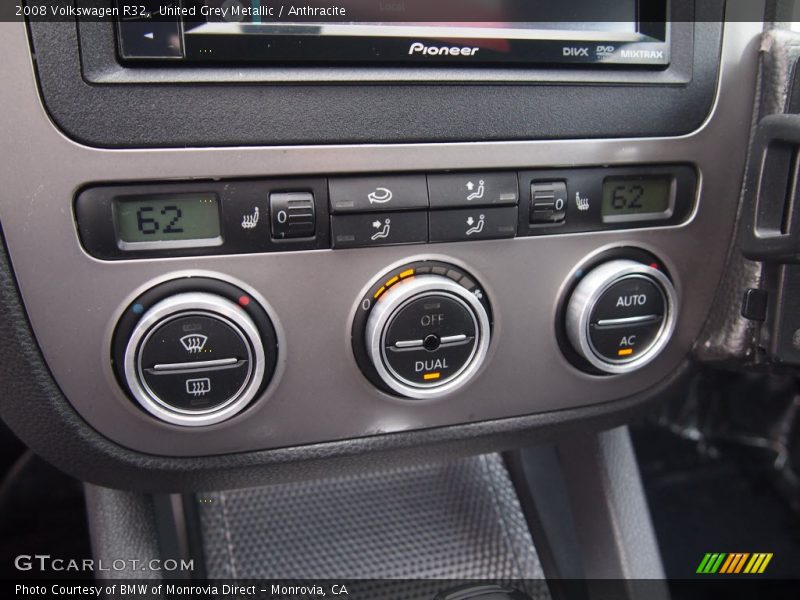 United Grey Metallic / Anthracite 2008 Volkswagen R32