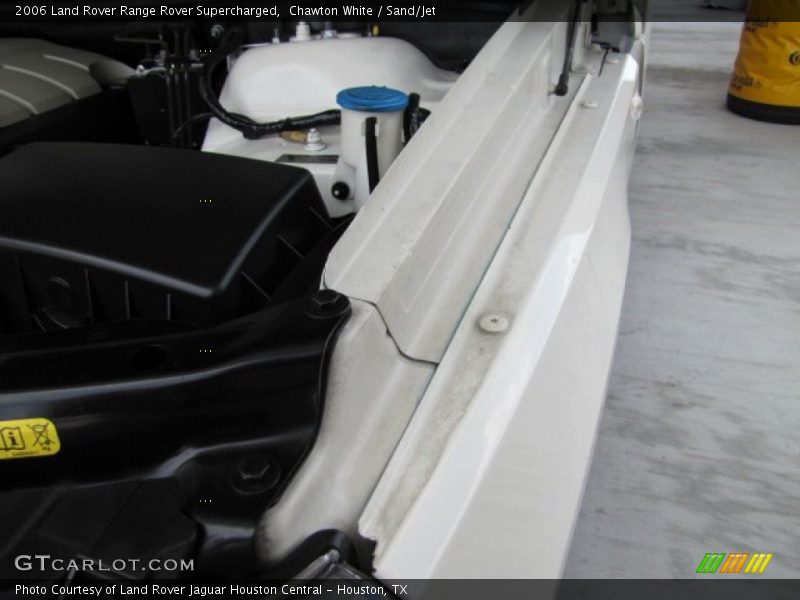 Chawton White / Sand/Jet 2006 Land Rover Range Rover Supercharged