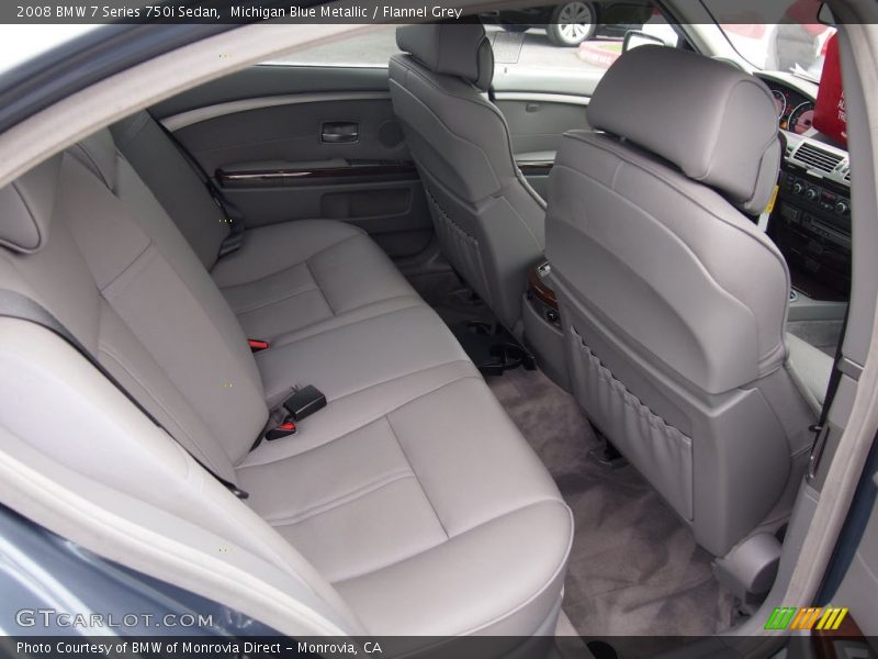 Rear Seat of 2008 7 Series 750i Sedan