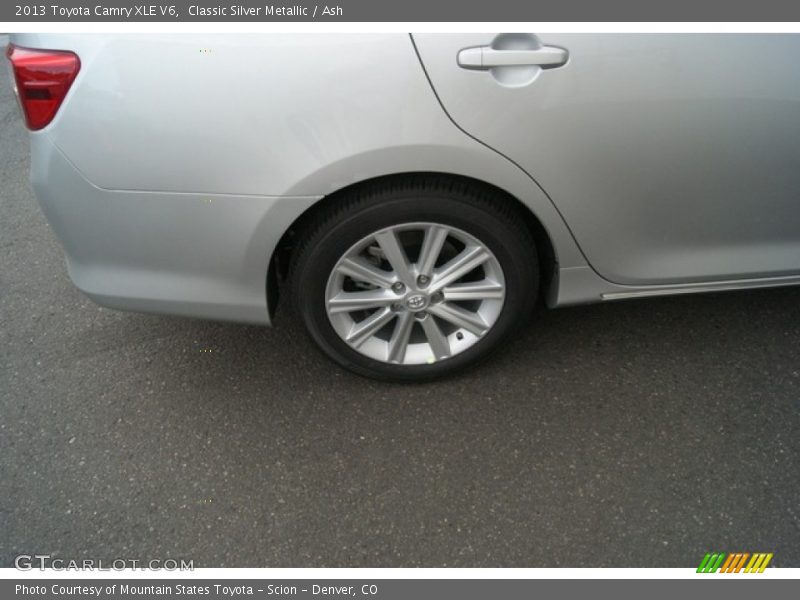 Classic Silver Metallic / Ash 2013 Toyota Camry XLE V6