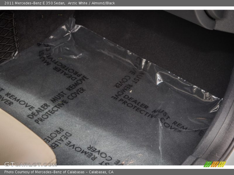 Arctic White / Almond/Black 2011 Mercedes-Benz E 350 Sedan