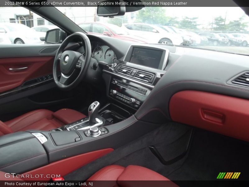 Dashboard of 2012 6 Series 650i xDrive Convertible