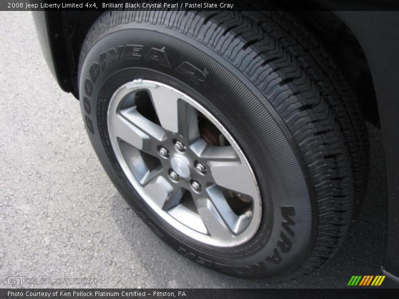 Brilliant Black Crystal Pearl / Pastel Slate Gray 2008 Jeep Liberty Limited 4x4