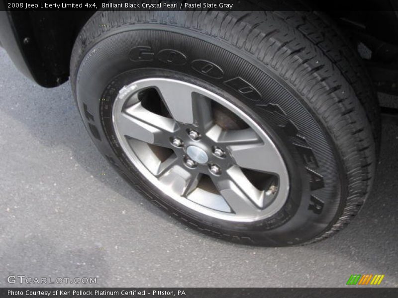 Brilliant Black Crystal Pearl / Pastel Slate Gray 2008 Jeep Liberty Limited 4x4