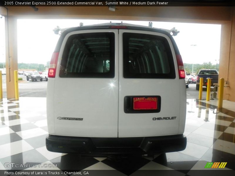 Summit White / Medium Dark Pewter 2005 Chevrolet Express 2500 Extended Commercial Van