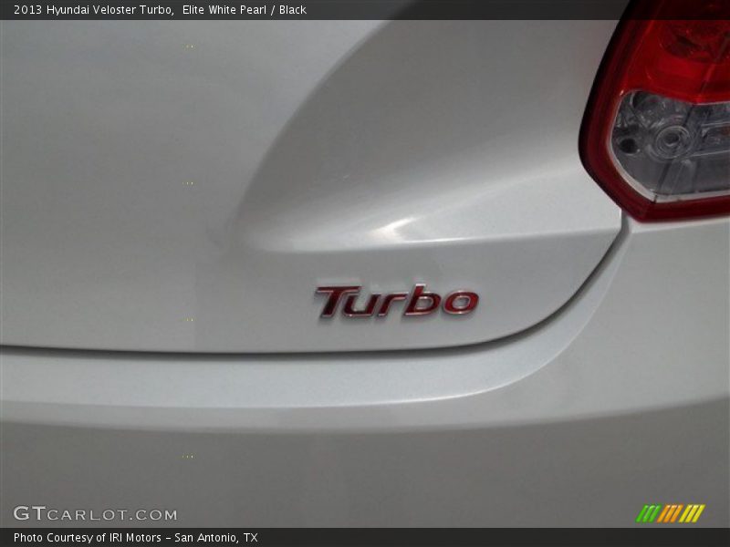 Elite White Pearl / Black 2013 Hyundai Veloster Turbo