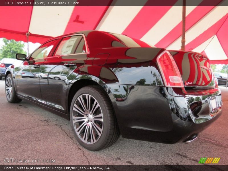 Gloss Black / Black 2013 Chrysler 300 S V6