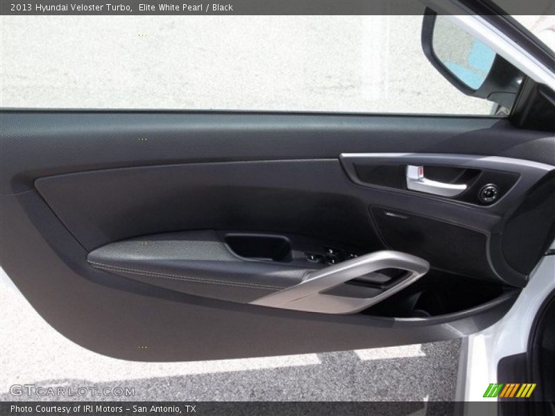 Elite White Pearl / Black 2013 Hyundai Veloster Turbo