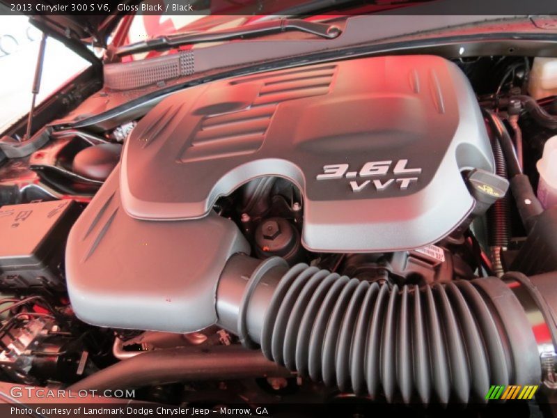 Gloss Black / Black 2013 Chrysler 300 S V6
