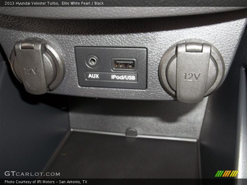 Elite White Pearl / Black 2013 Hyundai Veloster Turbo