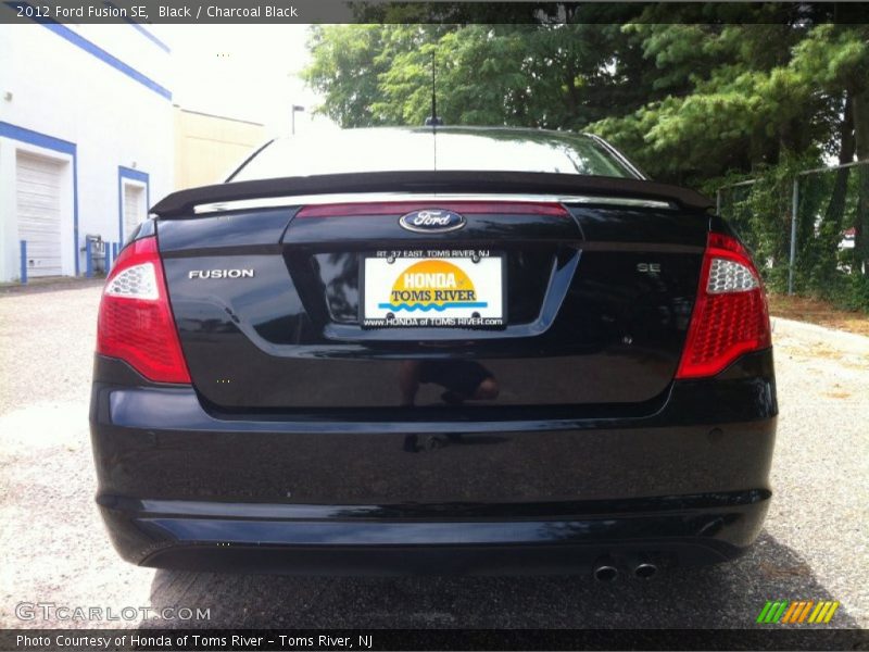 Black / Charcoal Black 2012 Ford Fusion SE