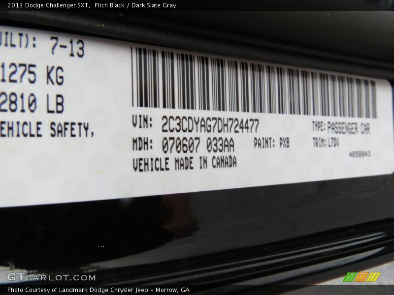 Pitch Black / Dark Slate Gray 2013 Dodge Challenger SXT