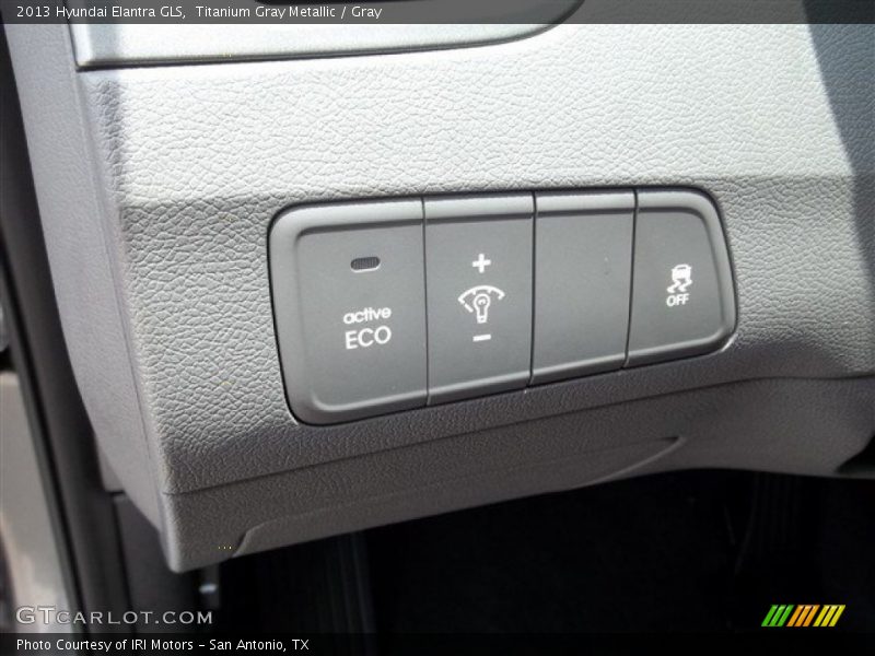 Titanium Gray Metallic / Gray 2013 Hyundai Elantra GLS