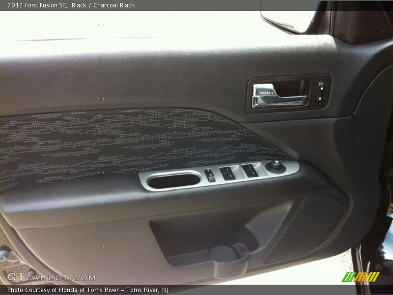 Black / Charcoal Black 2012 Ford Fusion SE