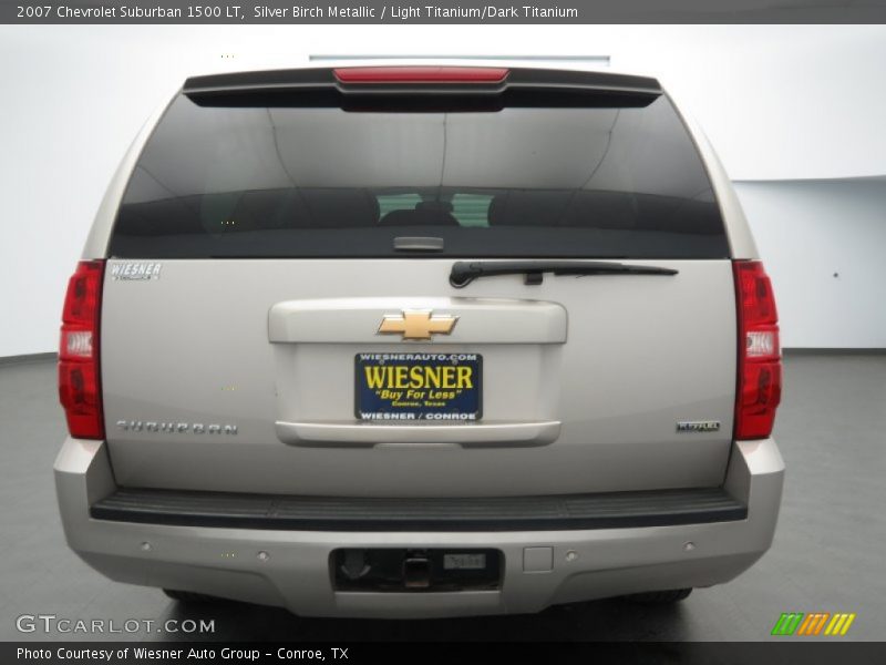 Silver Birch Metallic / Light Titanium/Dark Titanium 2007 Chevrolet Suburban 1500 LT