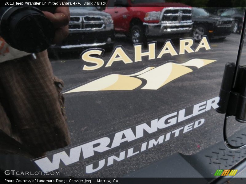 Black / Black 2013 Jeep Wrangler Unlimited Sahara 4x4