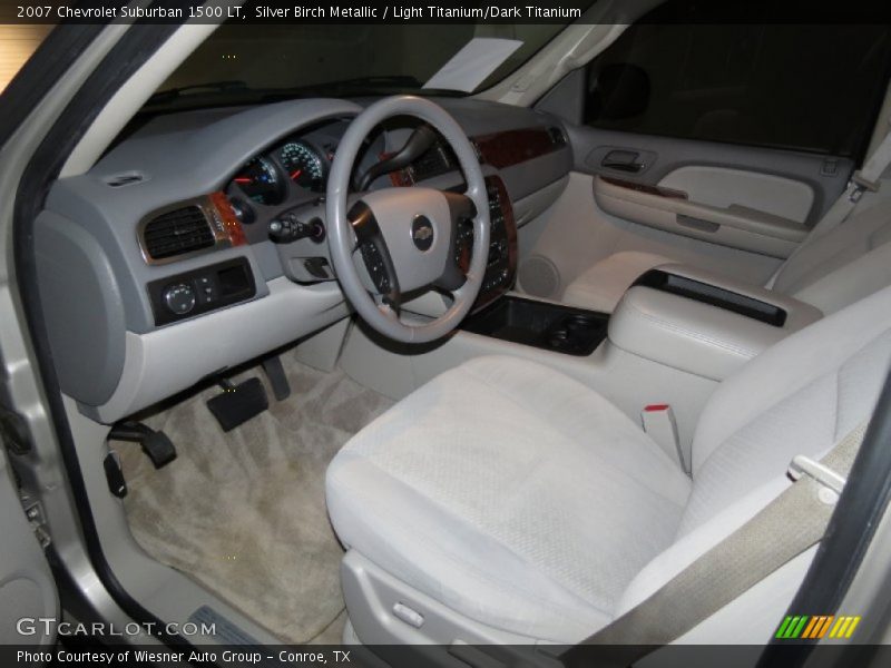 Silver Birch Metallic / Light Titanium/Dark Titanium 2007 Chevrolet Suburban 1500 LT