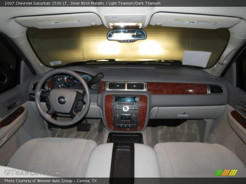 Silver Birch Metallic / Light Titanium/Dark Titanium 2007 Chevrolet Suburban 1500 LT