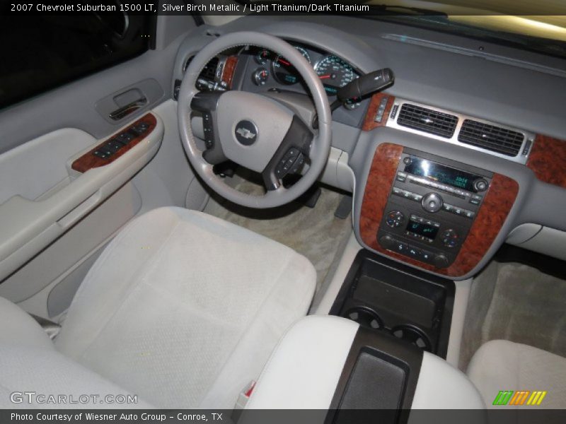 Silver Birch Metallic / Light Titanium/Dark Titanium 2007 Chevrolet Suburban 1500 LT