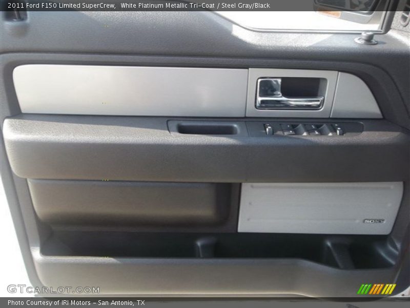 White Platinum Metallic Tri-Coat / Steel Gray/Black 2011 Ford F150 Limited SuperCrew