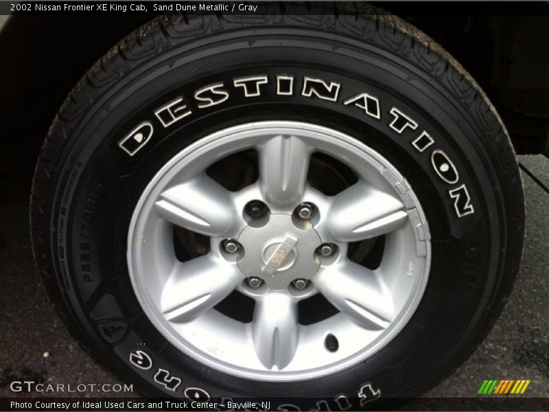 Sand Dune Metallic / Gray 2002 Nissan Frontier XE King Cab