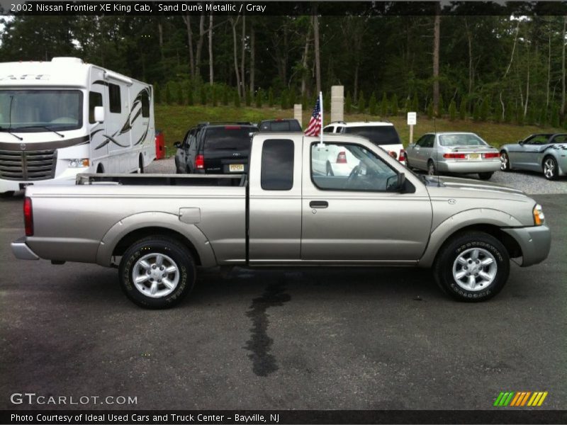 Sand Dune Metallic / Gray 2002 Nissan Frontier XE King Cab