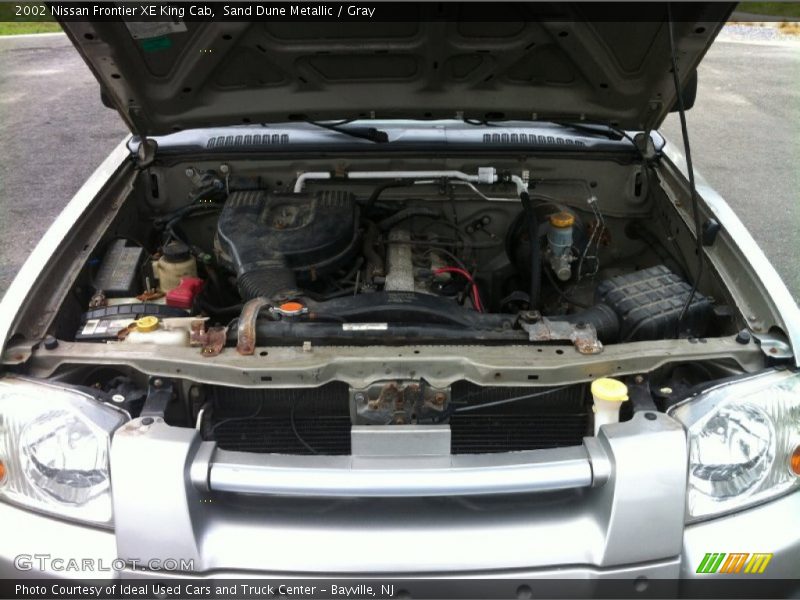 Sand Dune Metallic / Gray 2002 Nissan Frontier XE King Cab