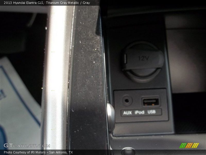 Titanium Gray Metallic / Gray 2013 Hyundai Elantra GLS
