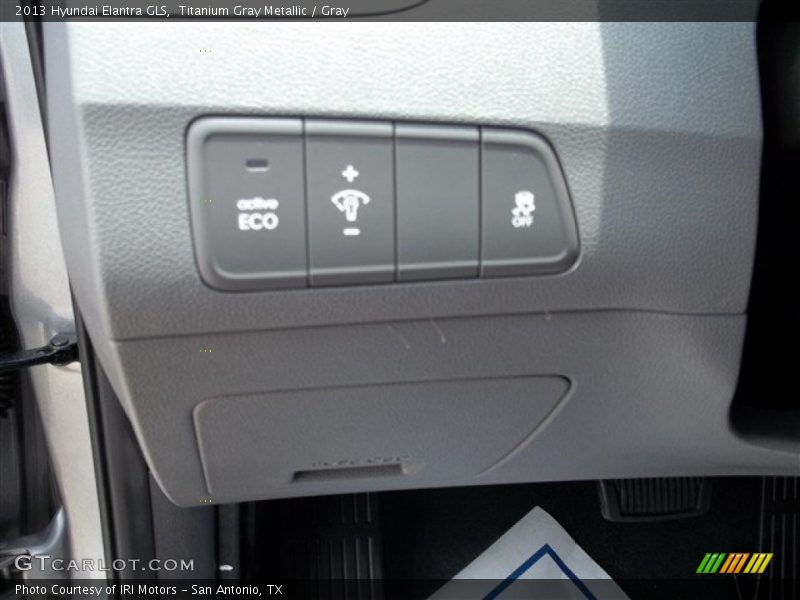 Titanium Gray Metallic / Gray 2013 Hyundai Elantra GLS