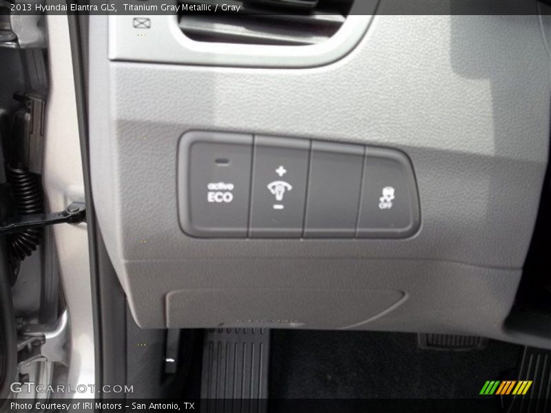 Titanium Gray Metallic / Gray 2013 Hyundai Elantra GLS