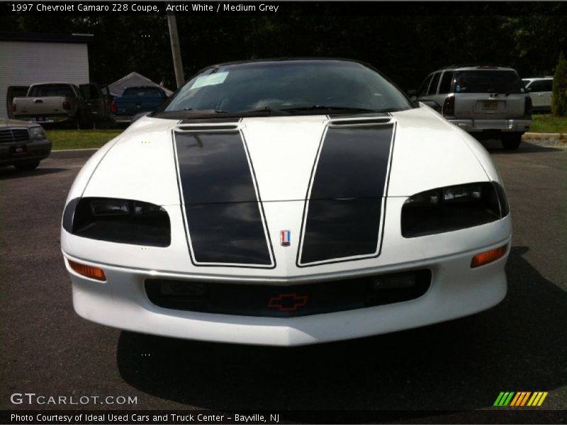 Arctic White / Medium Grey 1997 Chevrolet Camaro Z28 Coupe