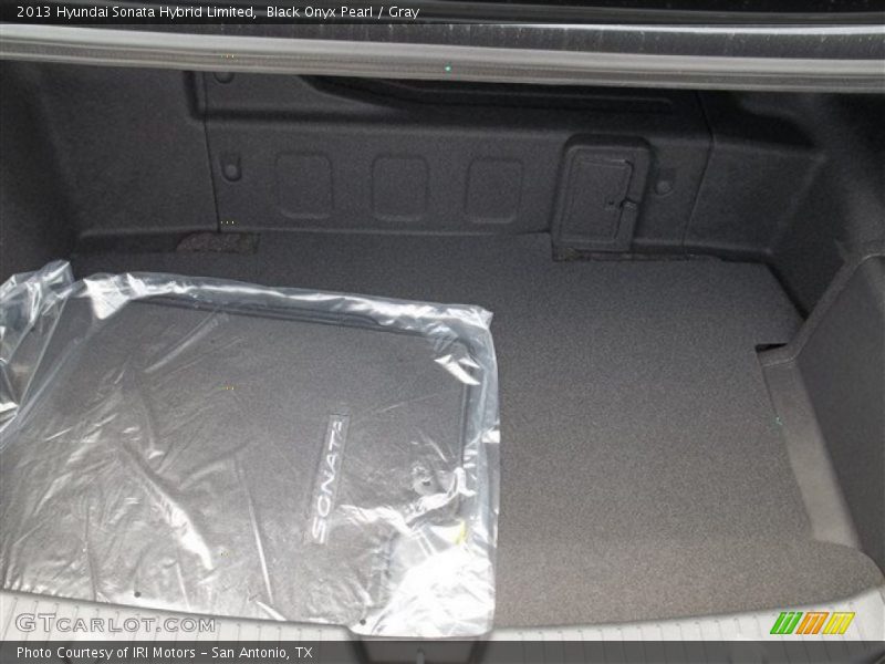 Black Onyx Pearl / Gray 2013 Hyundai Sonata Hybrid Limited