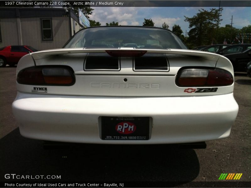 Arctic White / Medium Grey 1997 Chevrolet Camaro Z28 Coupe