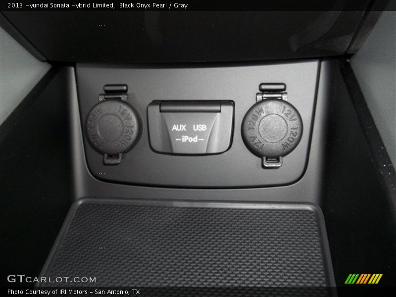 Black Onyx Pearl / Gray 2013 Hyundai Sonata Hybrid Limited