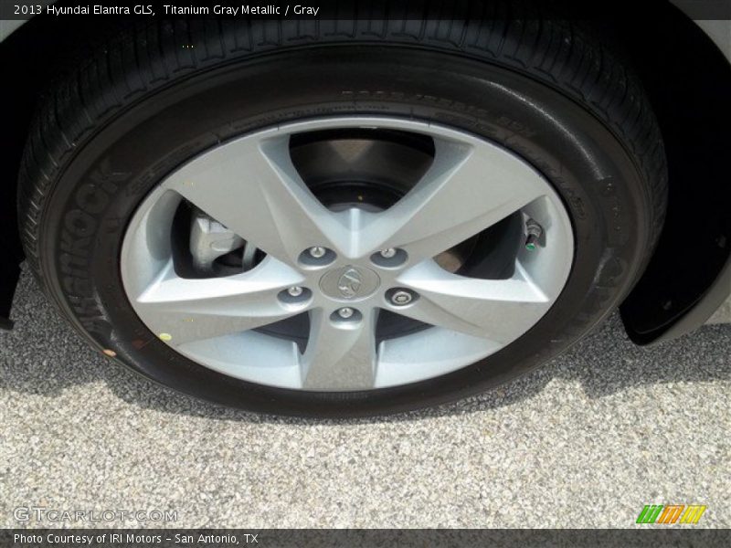 Titanium Gray Metallic / Gray 2013 Hyundai Elantra GLS