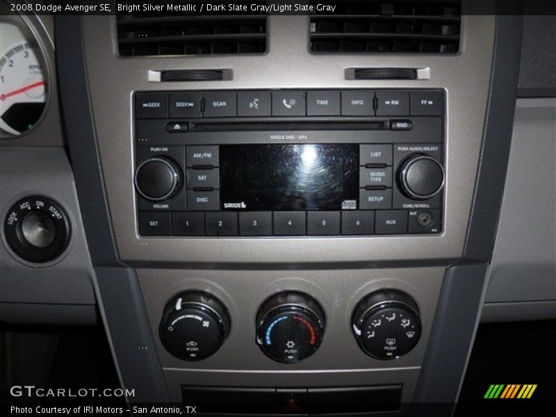 Bright Silver Metallic / Dark Slate Gray/Light Slate Gray 2008 Dodge Avenger SE